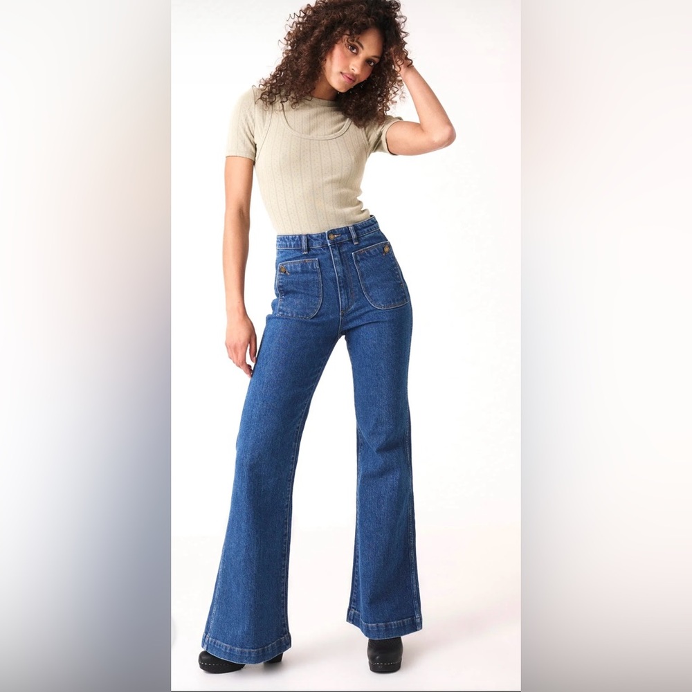 ROLLA'S East Coast Flare Wide Leg Jeans in Charlotte Size 26